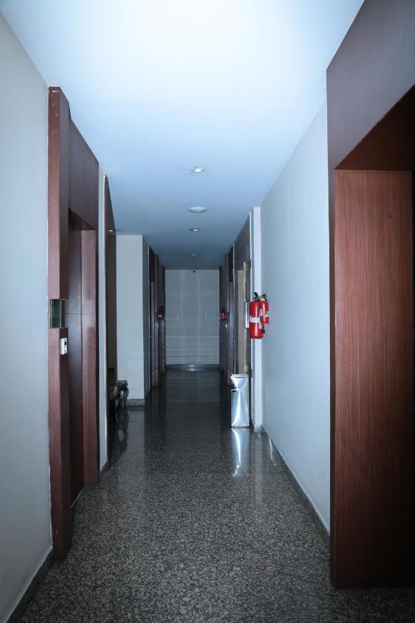 Kc Manor Hotel Dzsamsedpur Kültér fotó