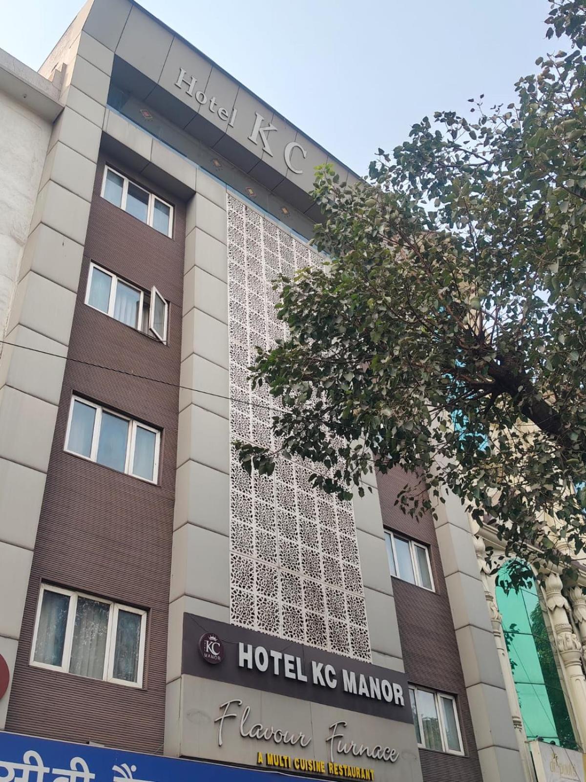 Kc Manor Hotel Dzsamsedpur Kültér fotó